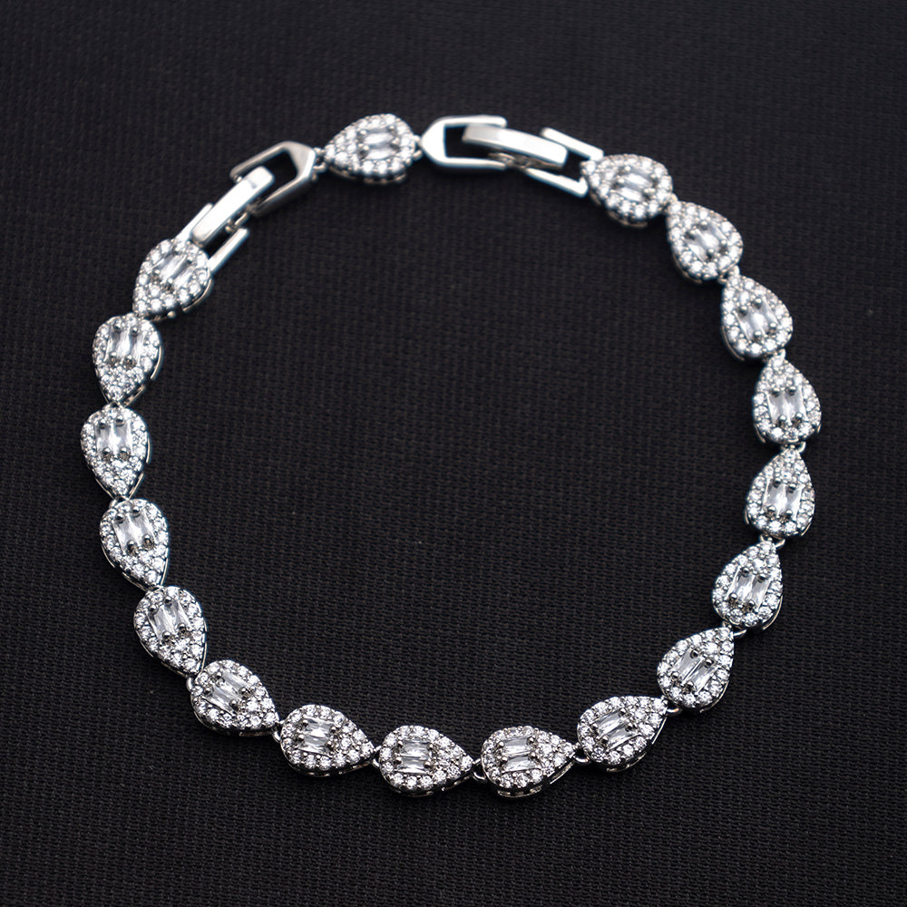 Cubic Teardrop Bracelet