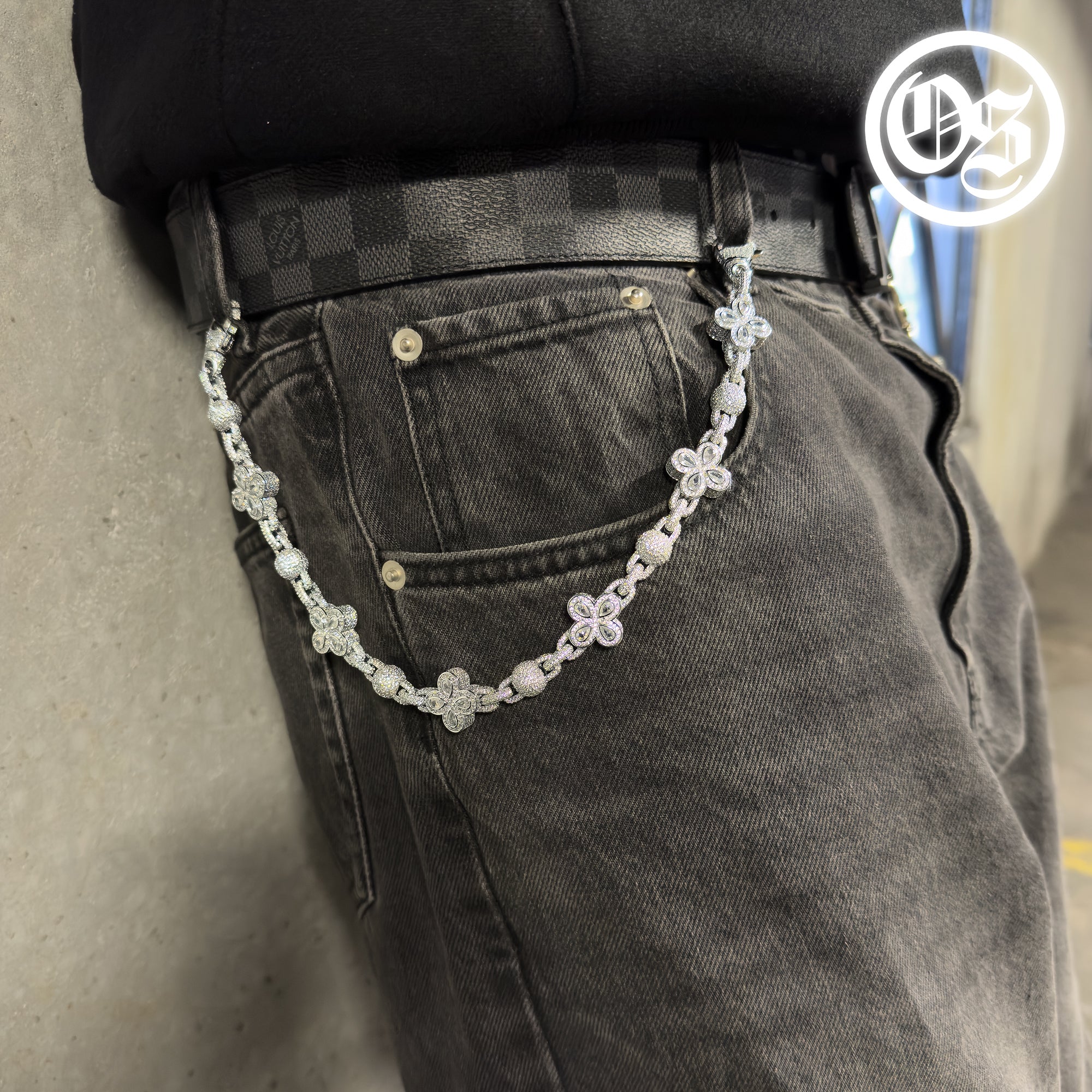 Iced Clover Wallet Chain