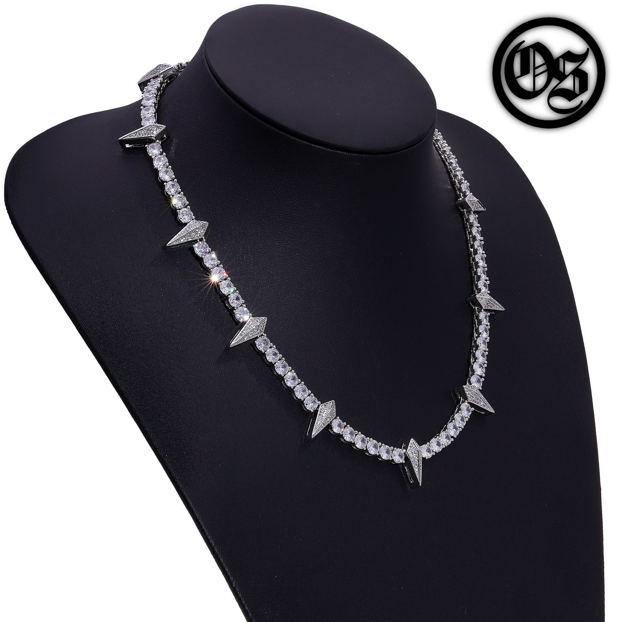 Fang Chains