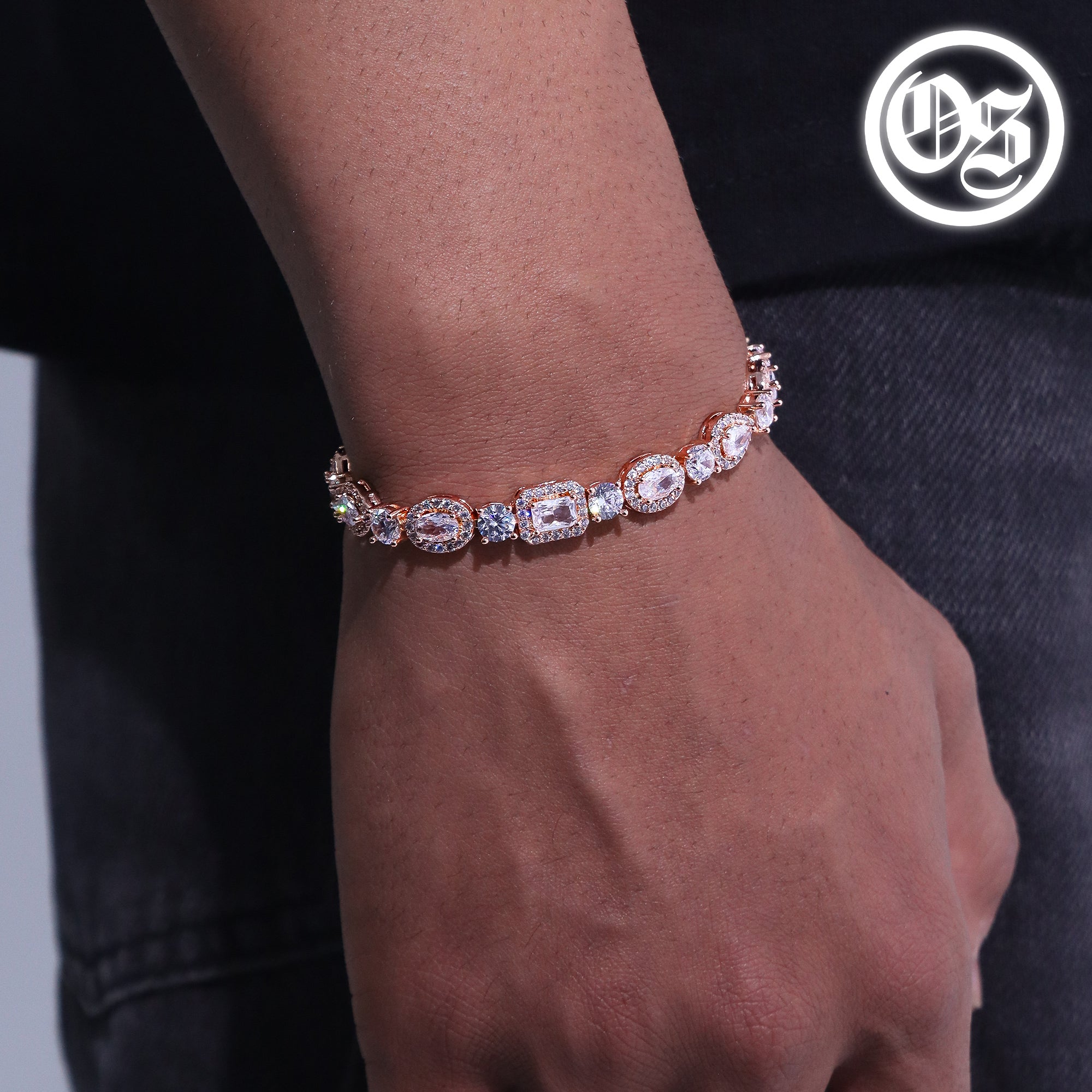 Armband mit mehreren Steinen
