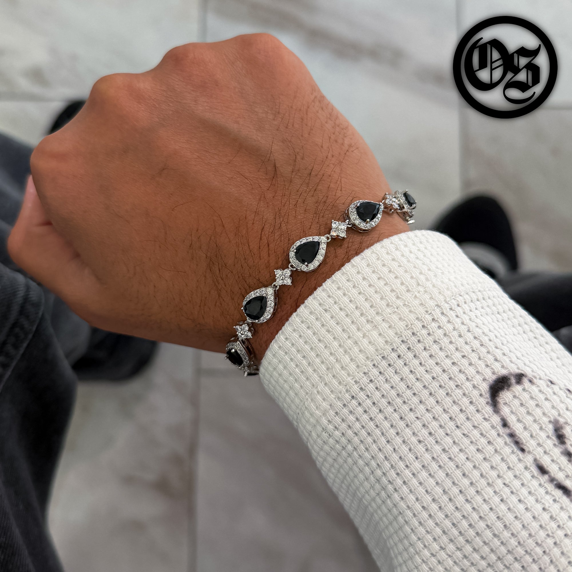 Armband mit Sterntropfen