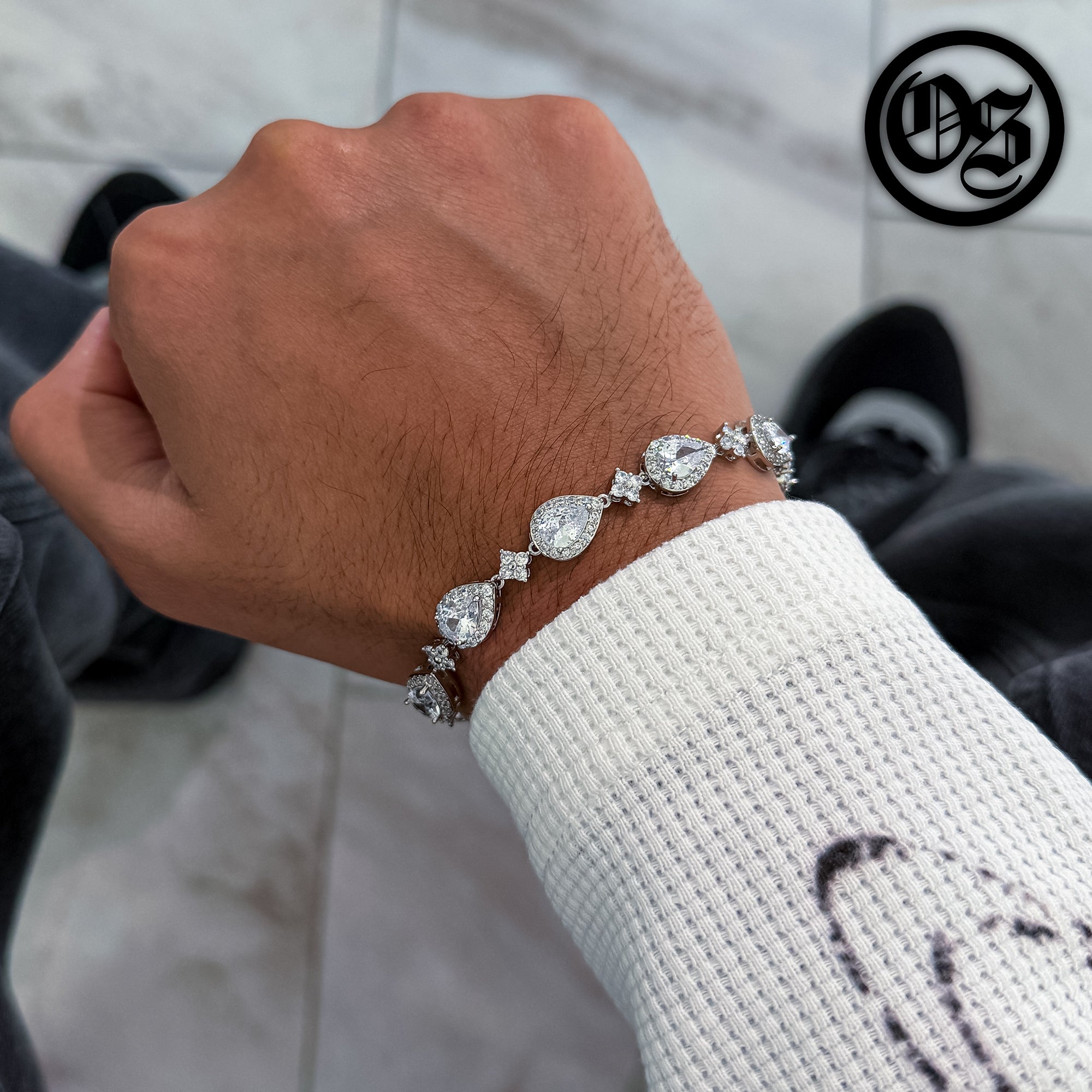 Armband mit Sterntropfen